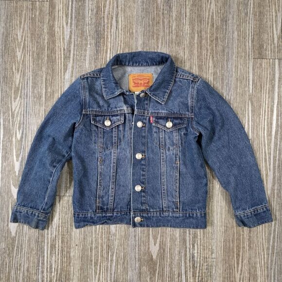 Levi's Denim Trucker Jean Jacket Boys Size 6 Medium Wash Blue Cotton 4 Pockets - Picture 1 of 6